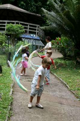 brincando com fitas...
